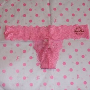 💕NWT PINK Victoria's Secret lace thong panties